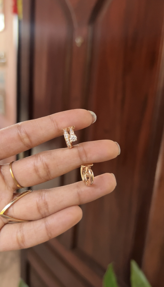 Hoop earring - gold