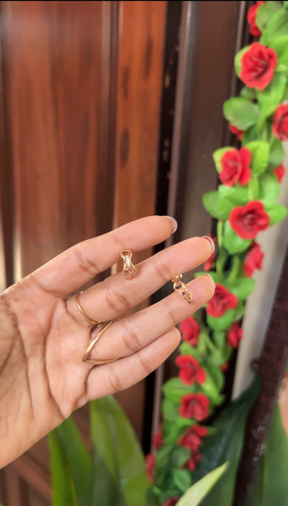 Hoop earring - gold