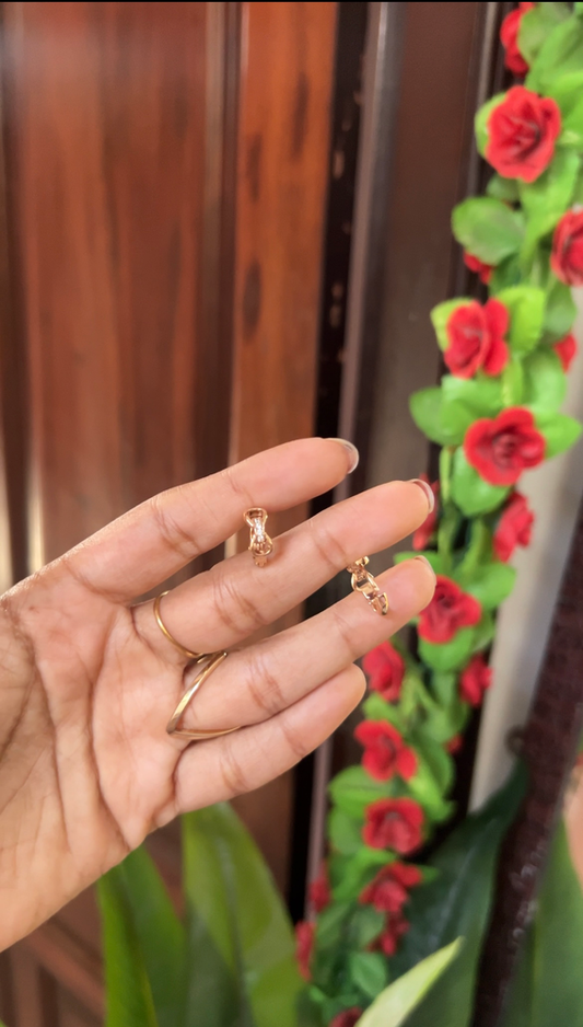 Hoop earring - gold