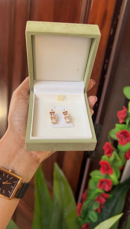 Hoop earring - gold