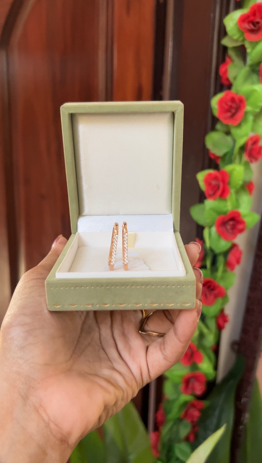 Hoop earring - gold
