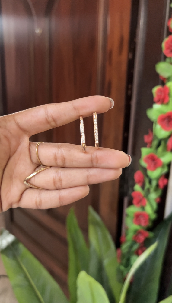 Hoop earring - gold