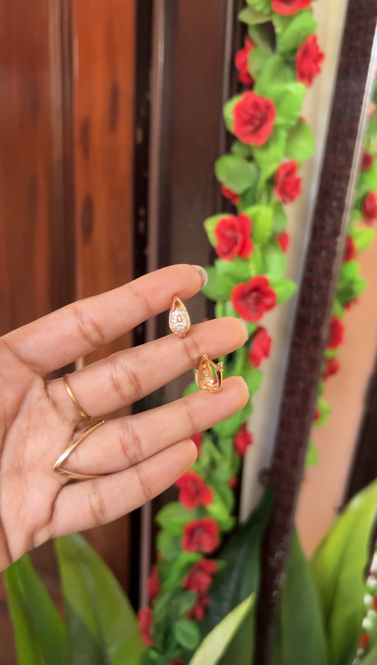 Hoop earring - gold