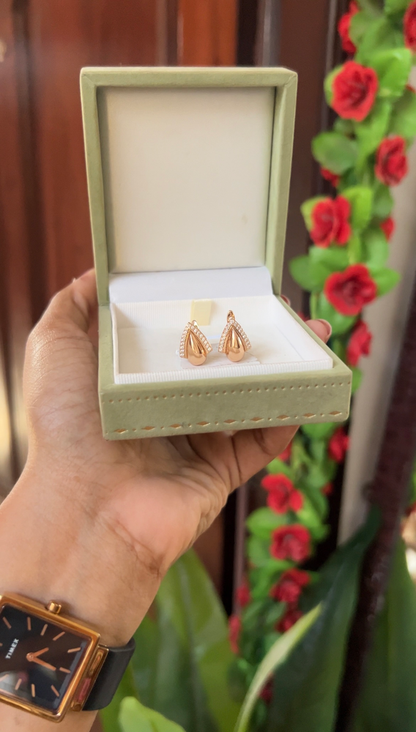 Hoop earring - gold