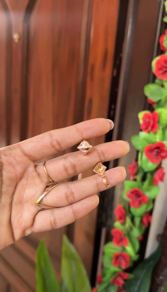 Hoop earring - gold
