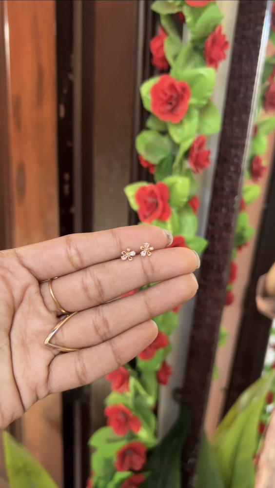 Earstud - gold