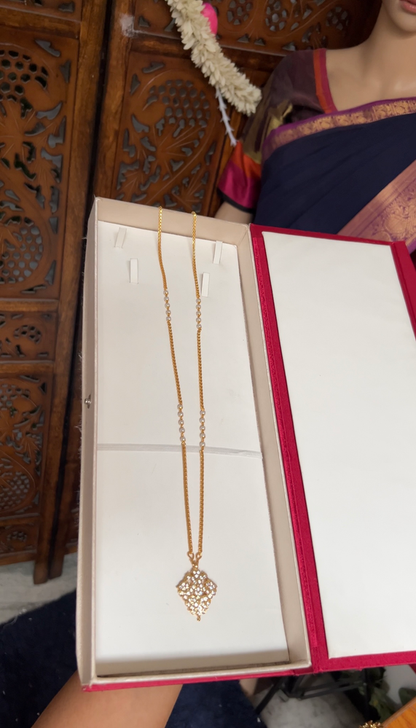 Vintage dollar chain