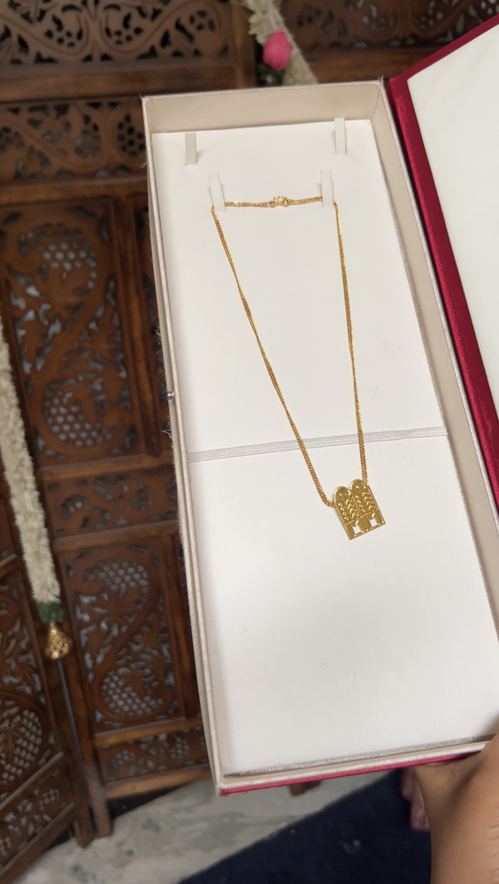 Modern thaali chain