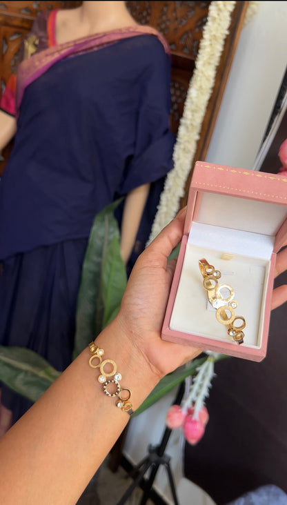 Bracelet -(single)