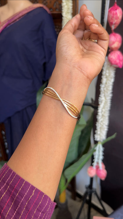 Bracelet (singles)