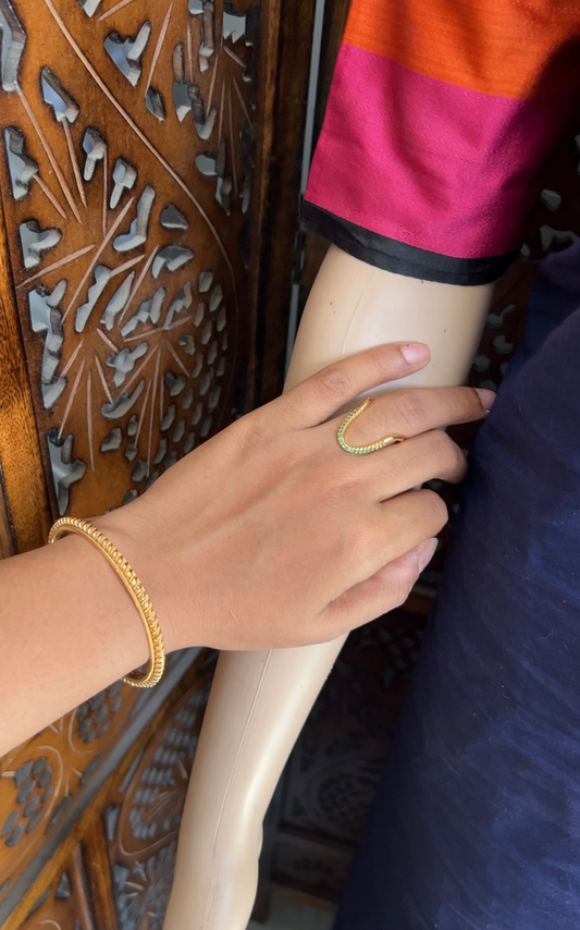 vanki ring - green