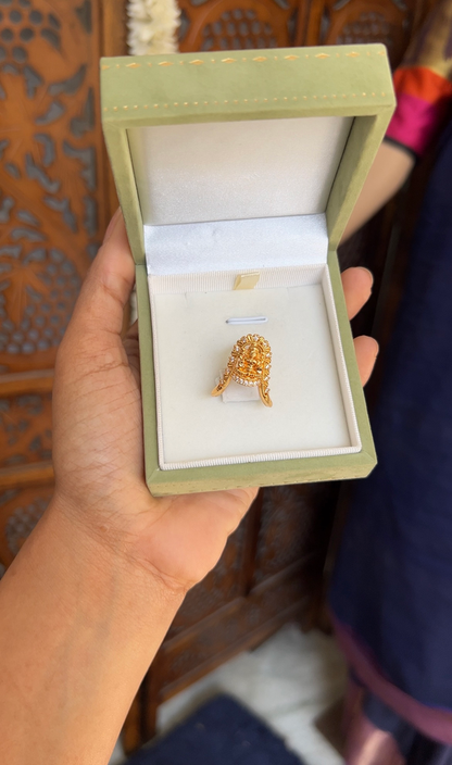 Ring