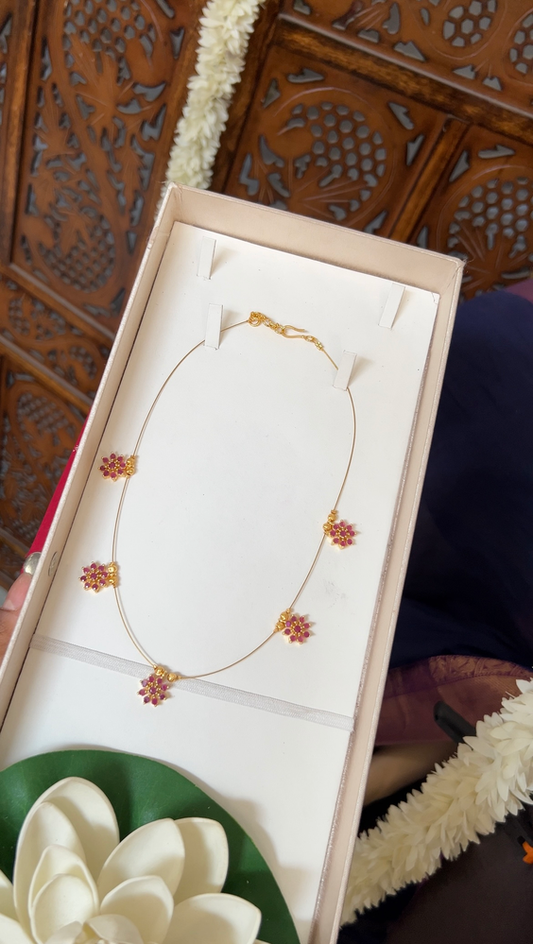 9 Floral invisible - ruby