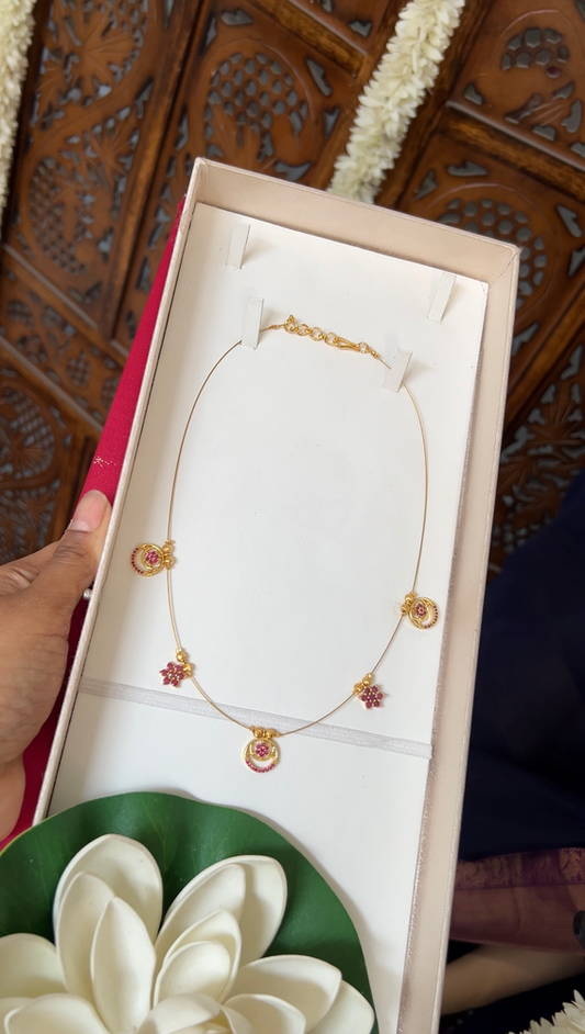 Floral full moon - star invisible - ruby