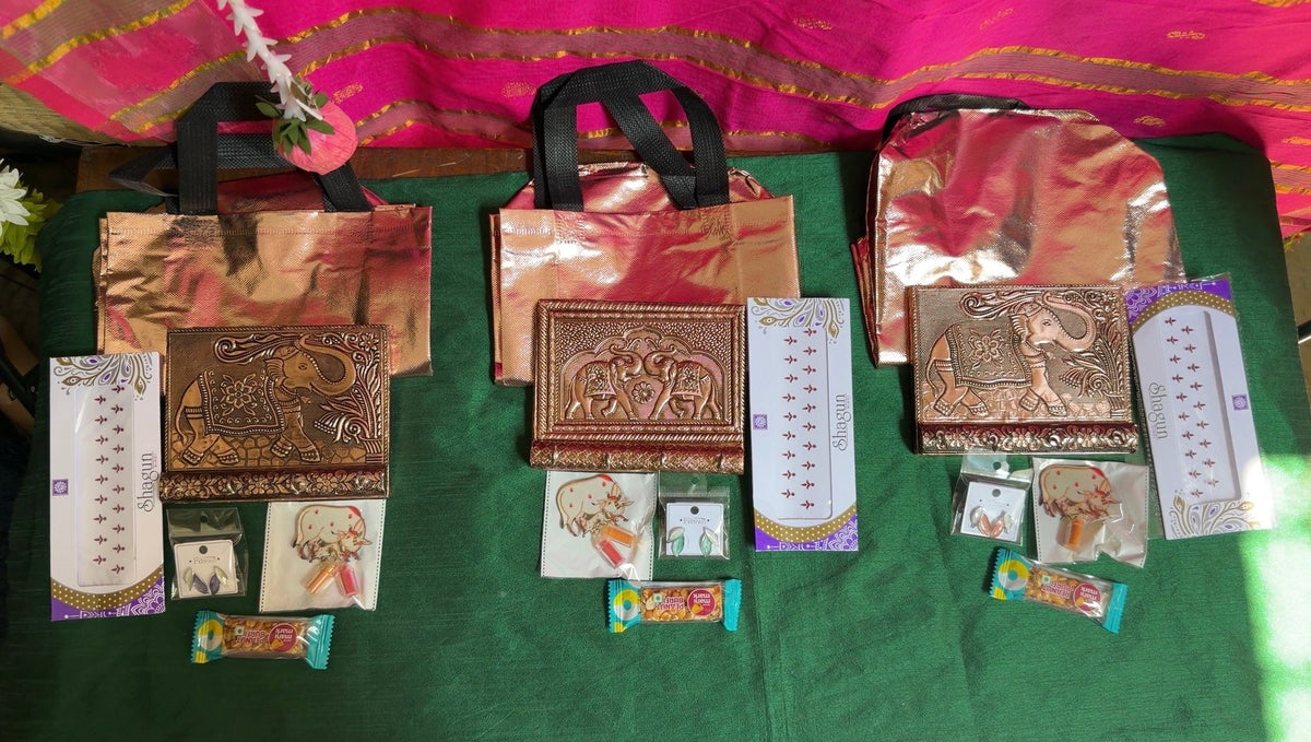 Festive Return Gift - (Set Of 3)