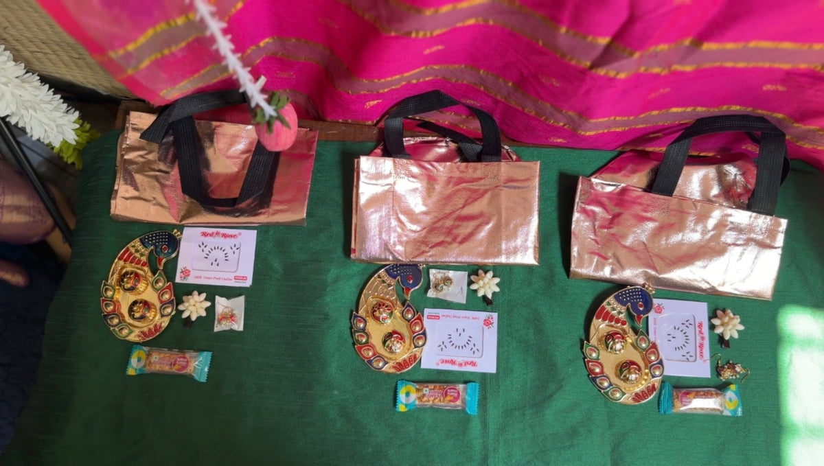 Festive Return Gift - (Set Of 3)