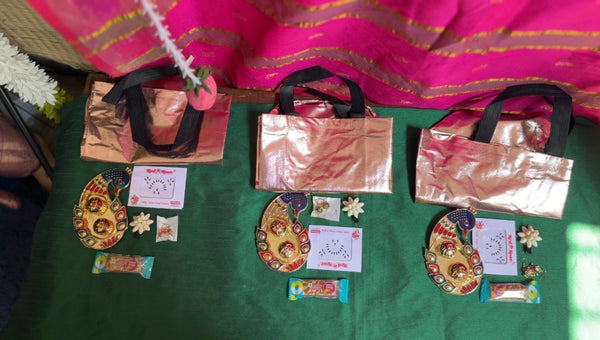Festive Return Gift - (Set Of 3)