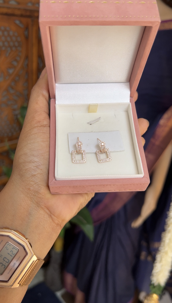 Korean Earstud