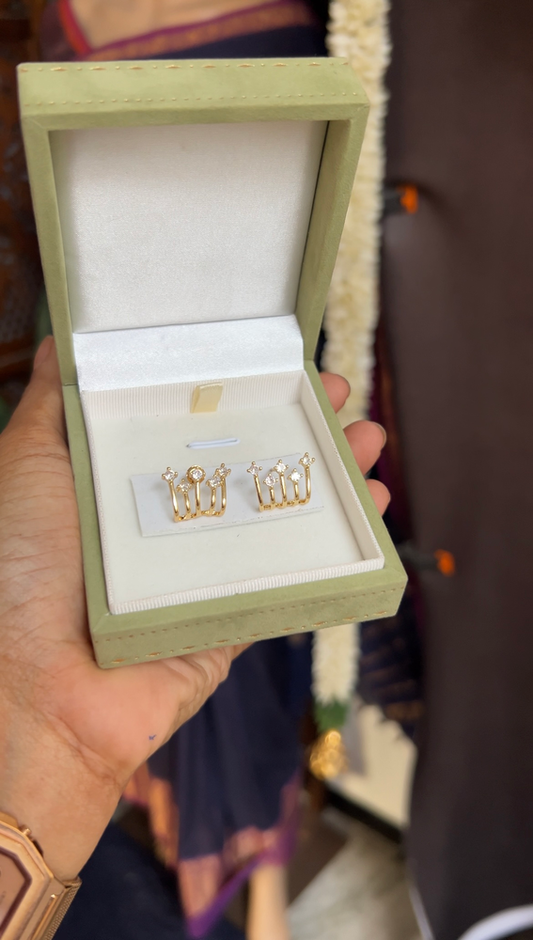 Semi earcuff - gold