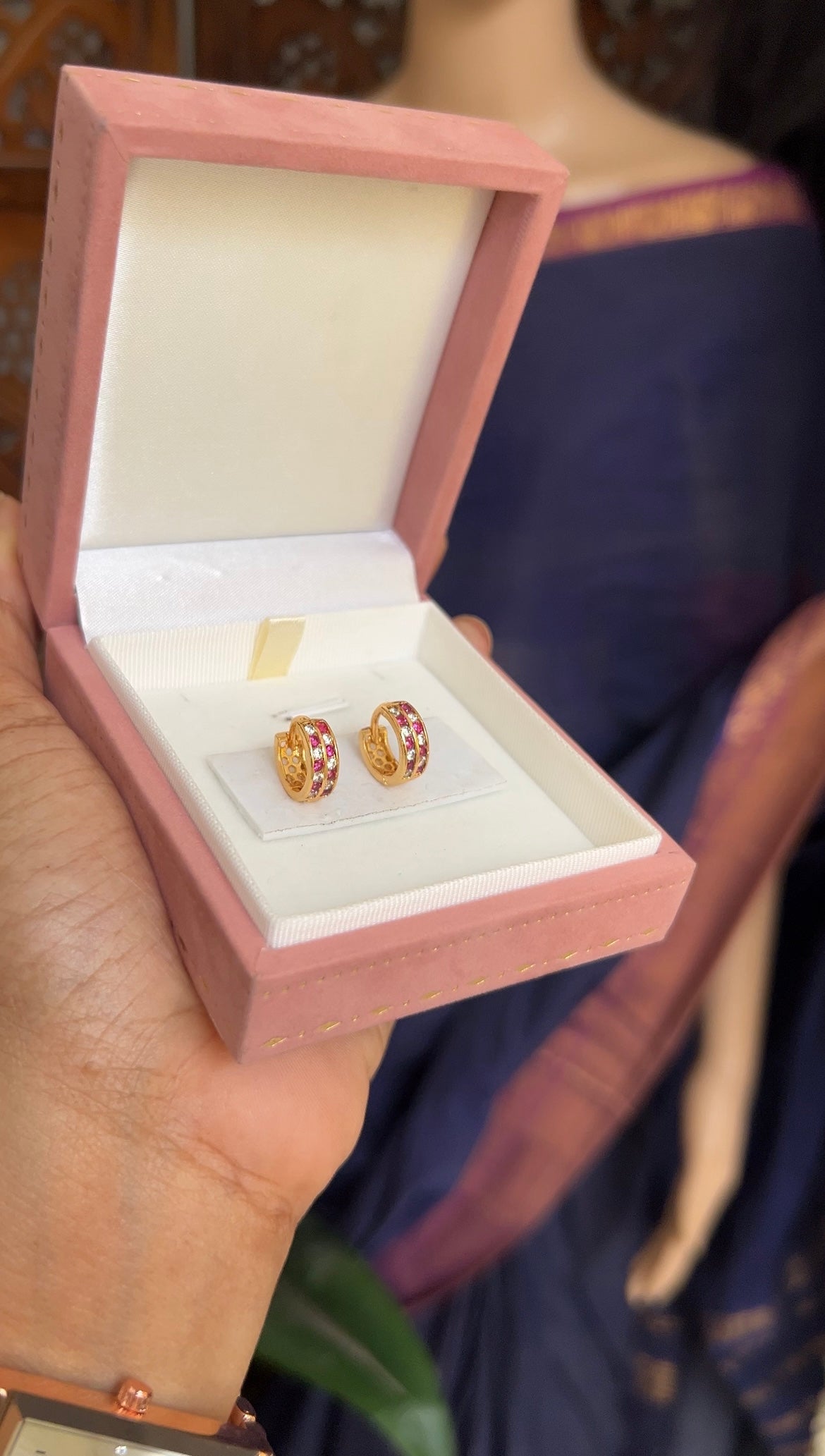Hoop earings