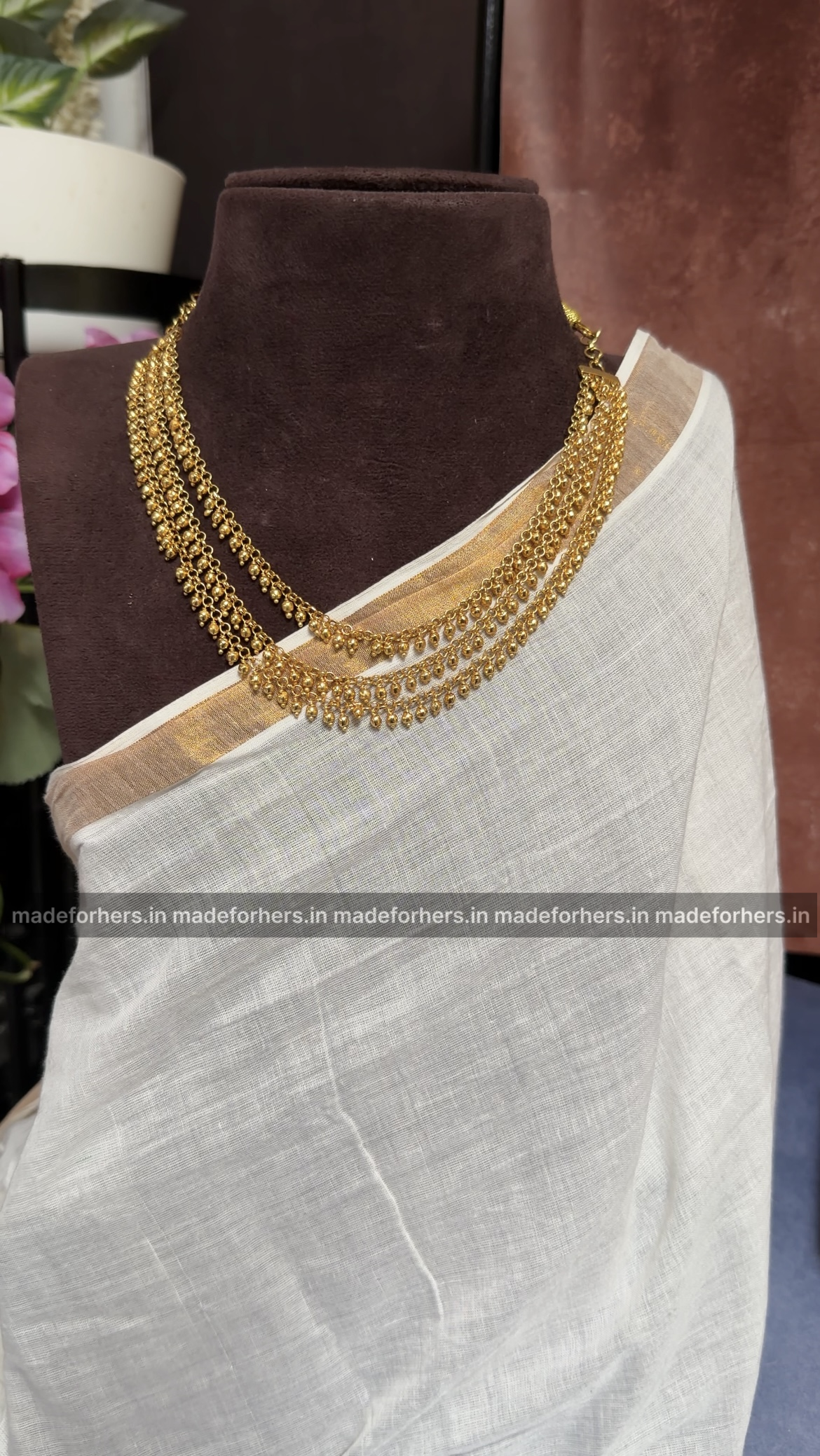 Nayanthara insp -gold beaded neckpiece