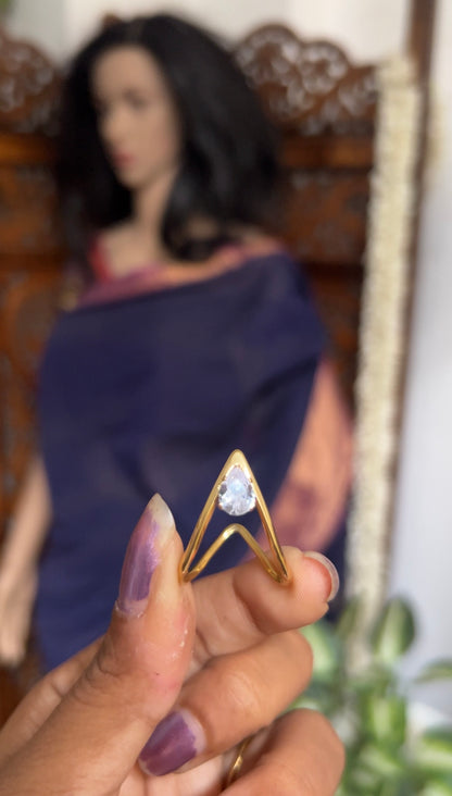 V ring