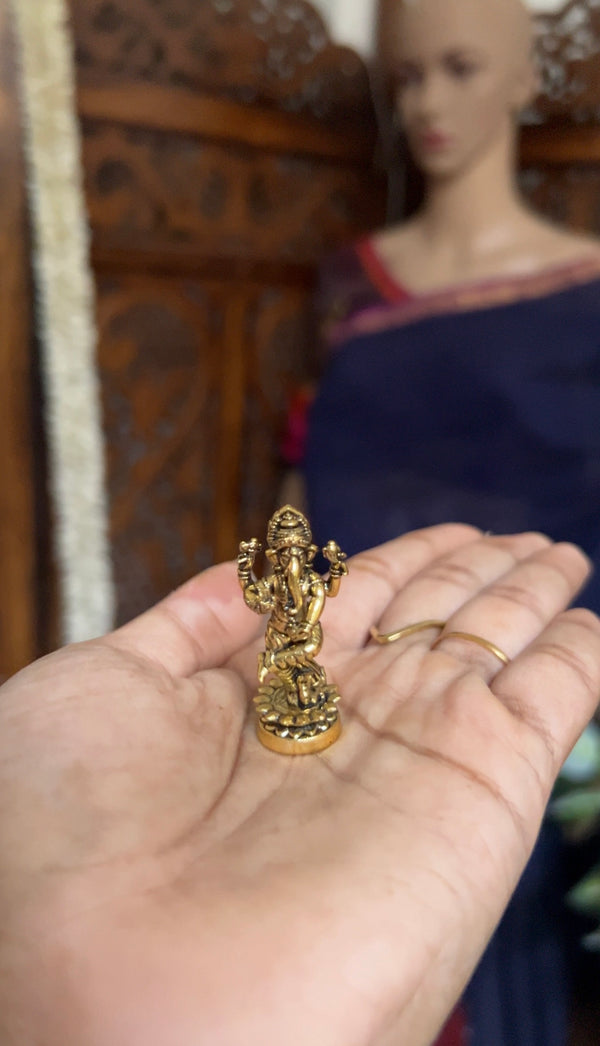 Anugraha Ganesha