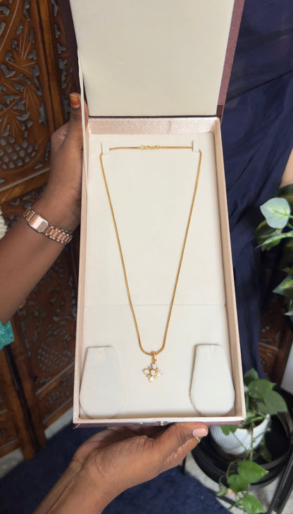 Dollar chain (5stone white)