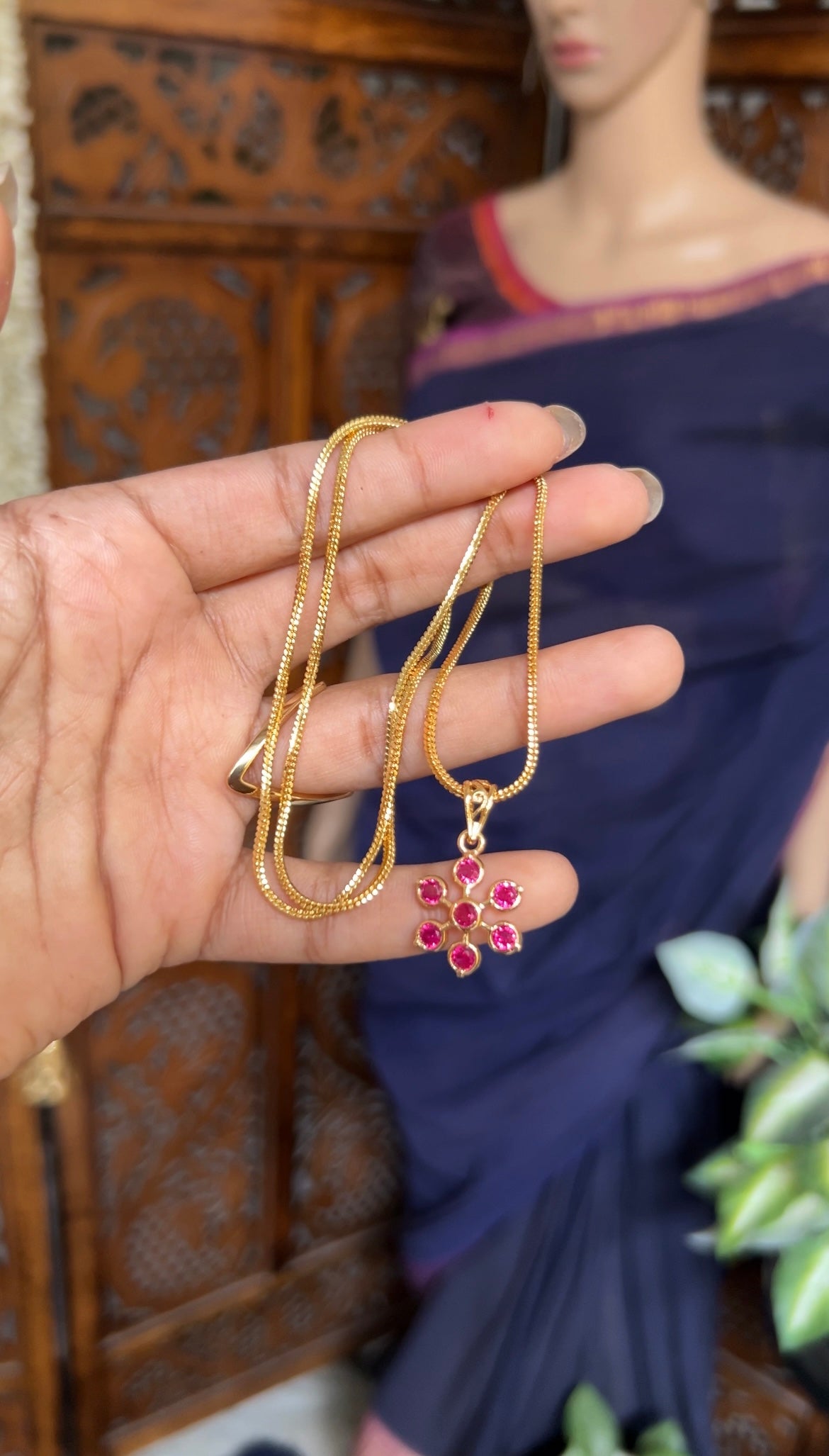 Dollar chain (Floral ruby)