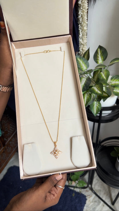 Dollar chain (diamond white)