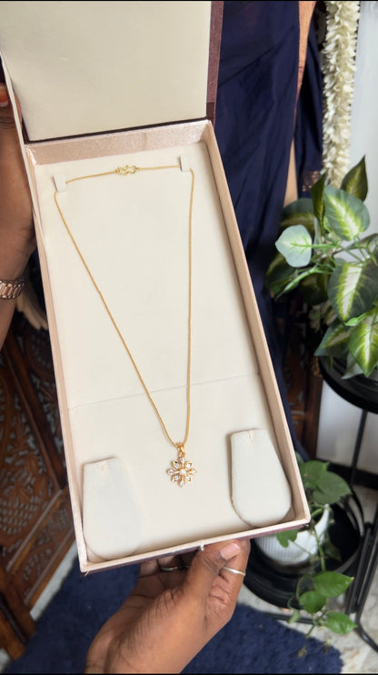 Dollar chain (9 stone white)