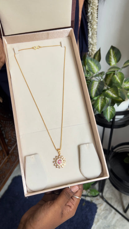 Dollar chain (kolam white with ruby)