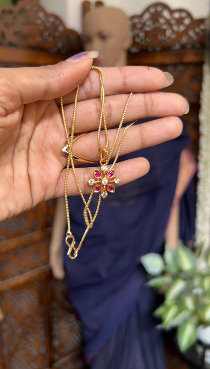 Dollar chain (9stone white with ruby)