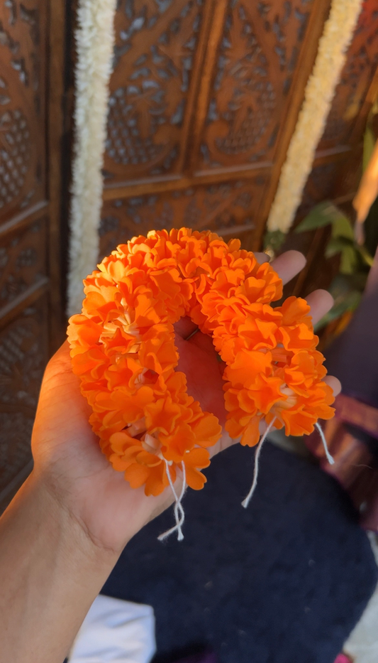 Kanagambaram (7.5 inch)