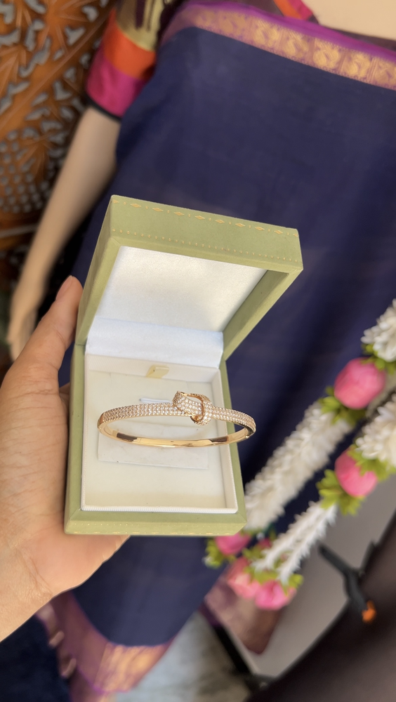 Bracelet-gold