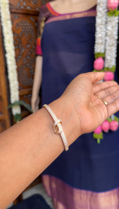 Bracelet-gold