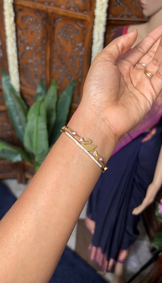 Bracelet - gold
