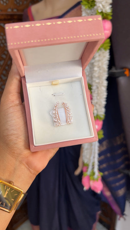 Earclimber - Rose gold