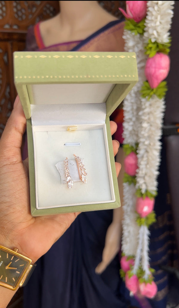 Earclimber - rose gold