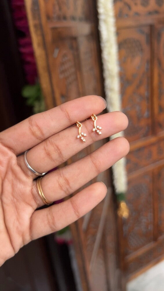 Bugadi earring - 3 leafy