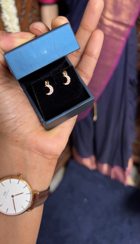 Bugadi earring - half moon
