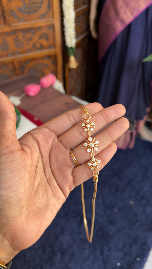 Mugappu chain