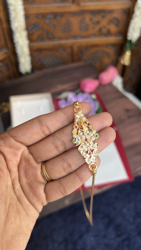 Mugappu chain