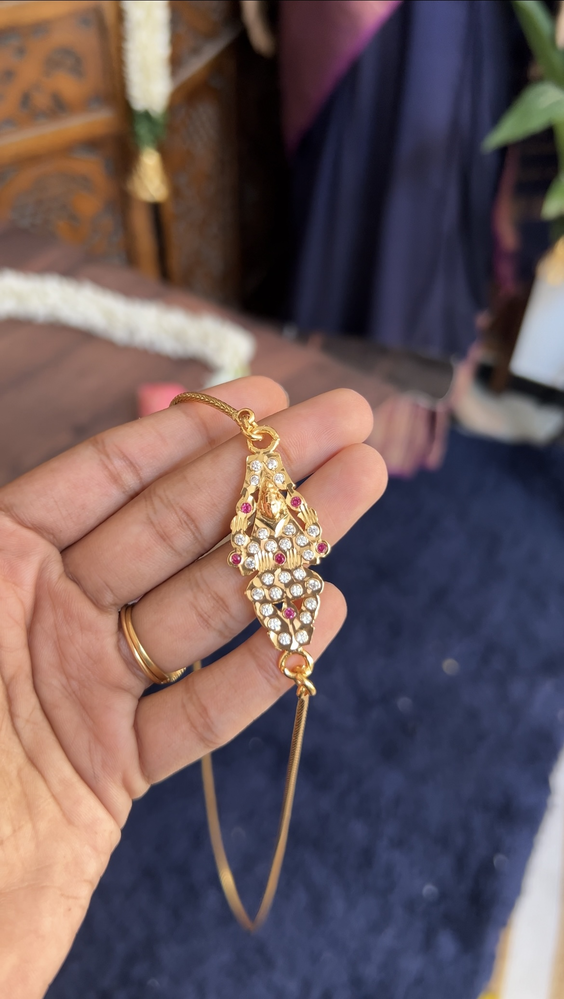 Mugappu chain