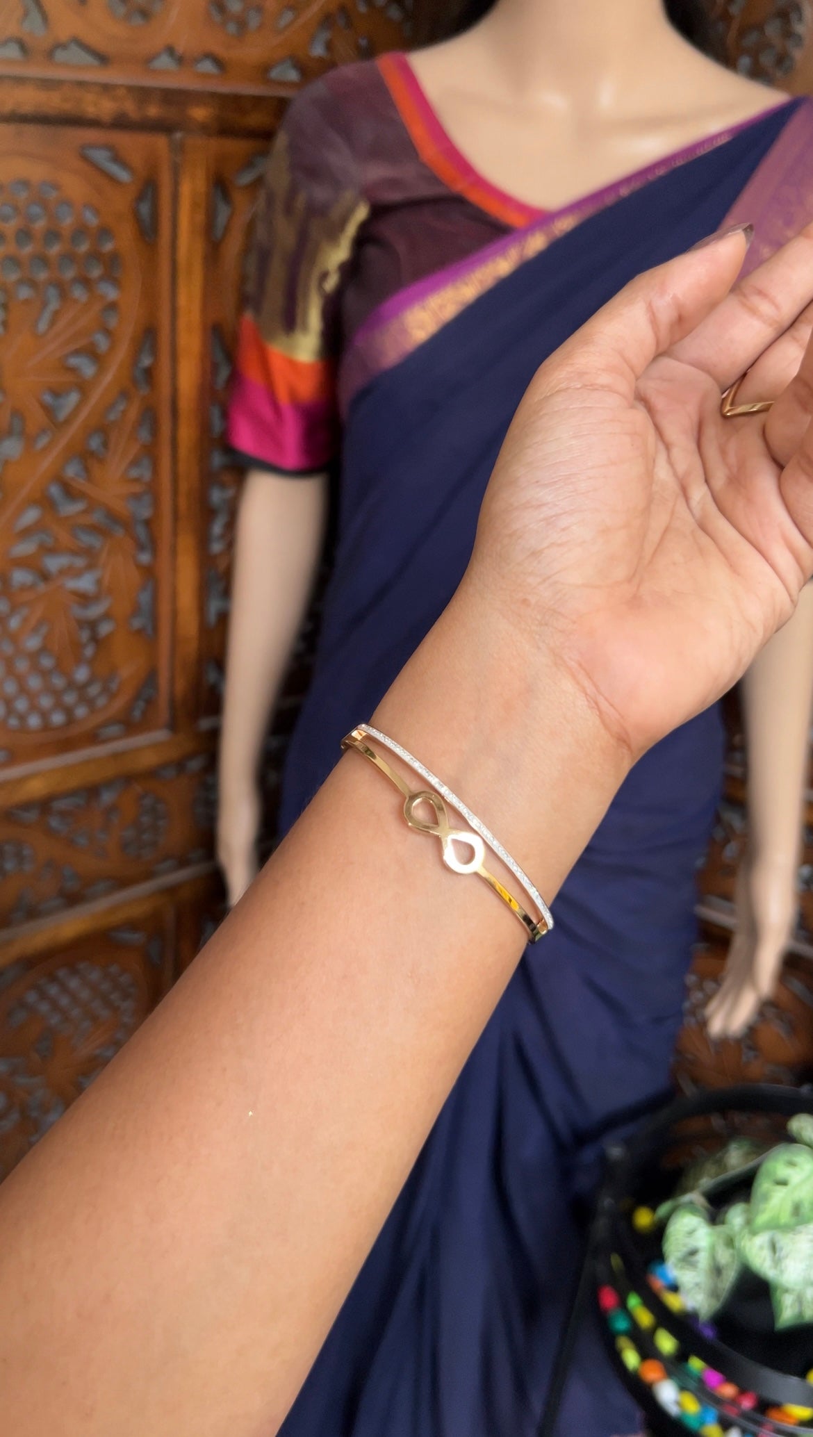 Bracelet