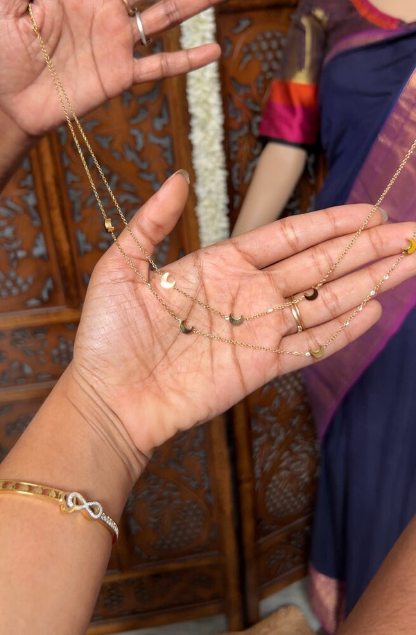 Chain - half moon dual line