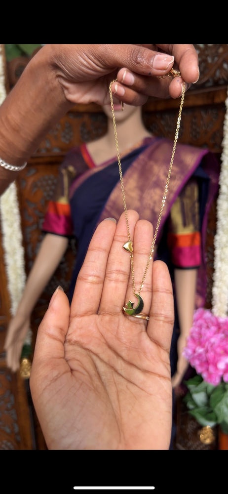 Chain - half moon with star