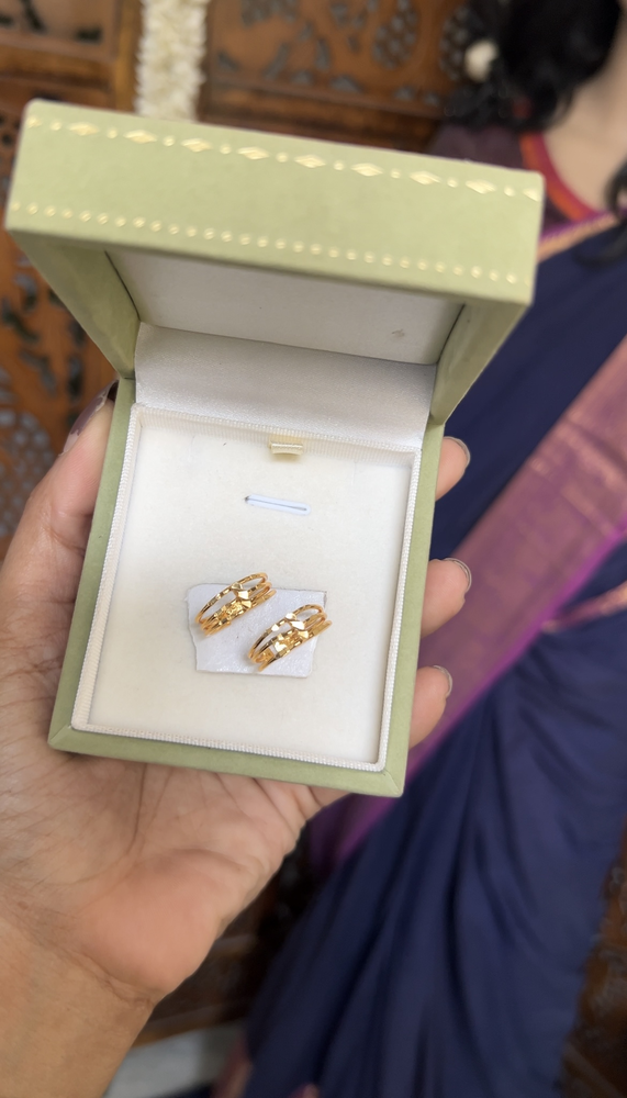 Toe rings