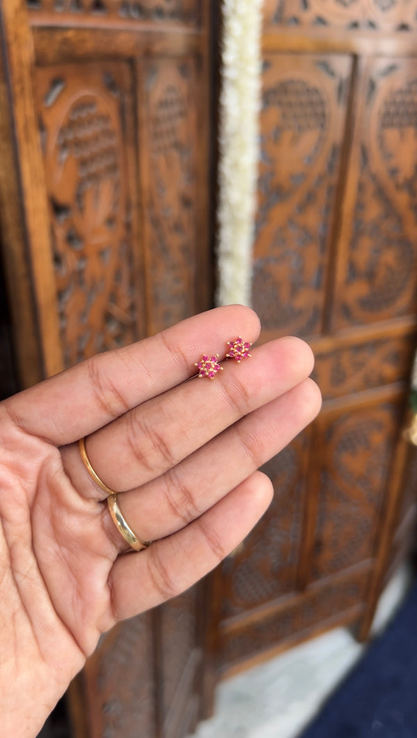 Baby -earstud