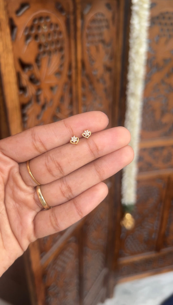 Baby -earstud